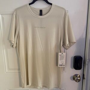 lululemon athletica Beige Short Sleeve Tee